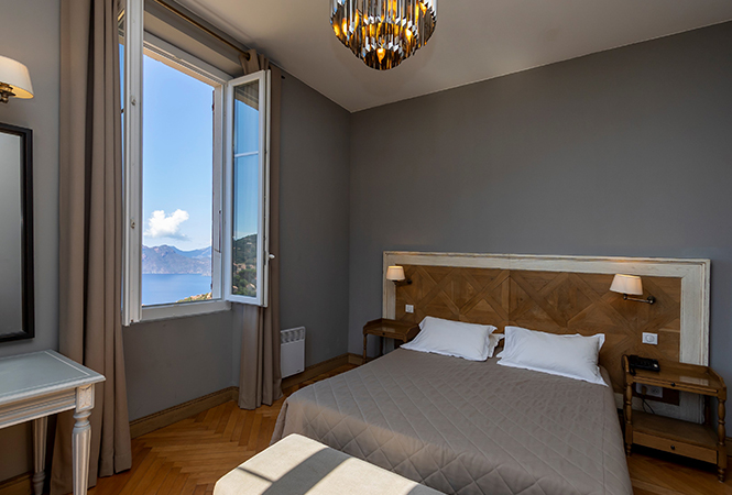 Hôtel vue mer à Piana en Corse